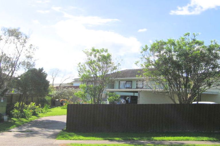 Photo of property in 1/8 Charntay Avenue, Clover Park, Auckland, 2019