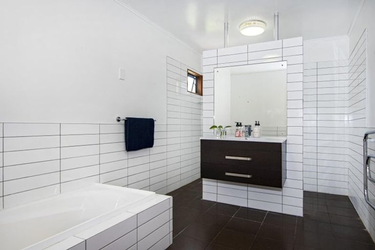 Photo of property in 78 Tawhai Place, Parahaki, Whangarei, 0112