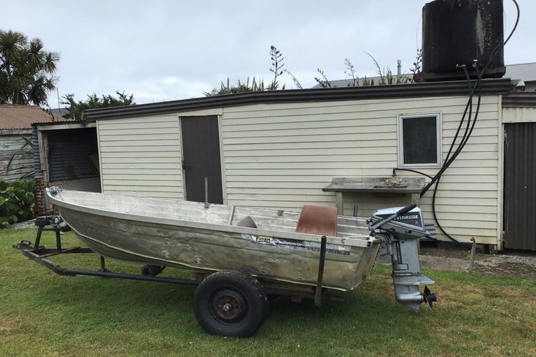 Photo of property in 21 Johnston Crescent, Haast, 7886