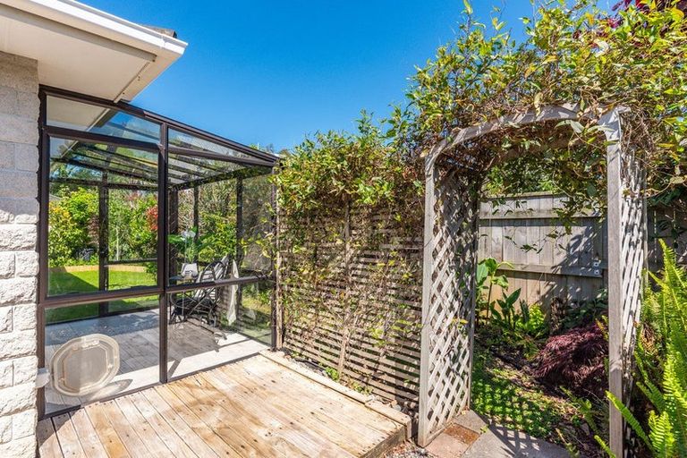 Photo of property in 1/29 Rosebank Grove, Waikanae, 5036