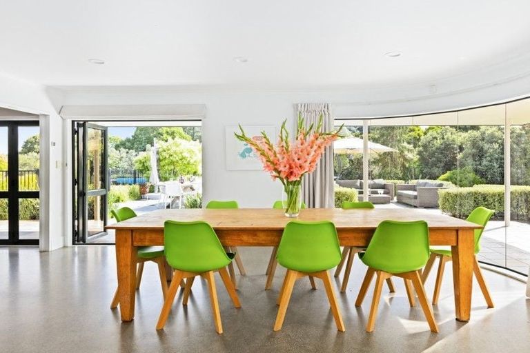 Photo of property in 4 Tauroa Valley, Havelock North, 4130