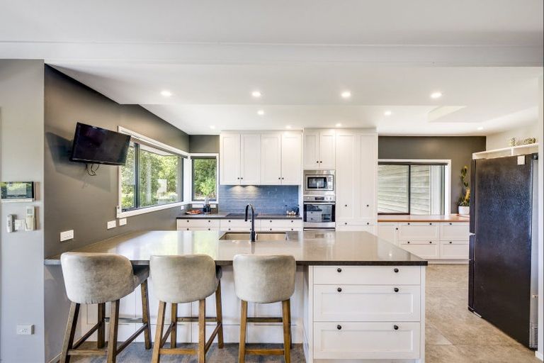 Photo of property in 77 Algernon Road, Longlands, Hastings, 4172