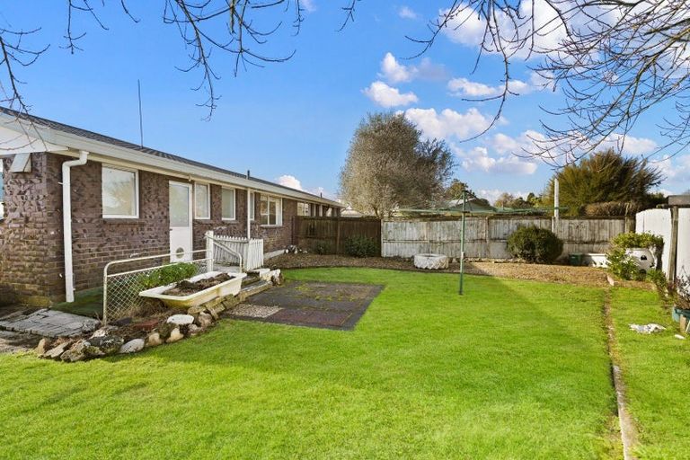 Photo of property in 16a Bradley Place, Nawton, Hamilton, 3200
