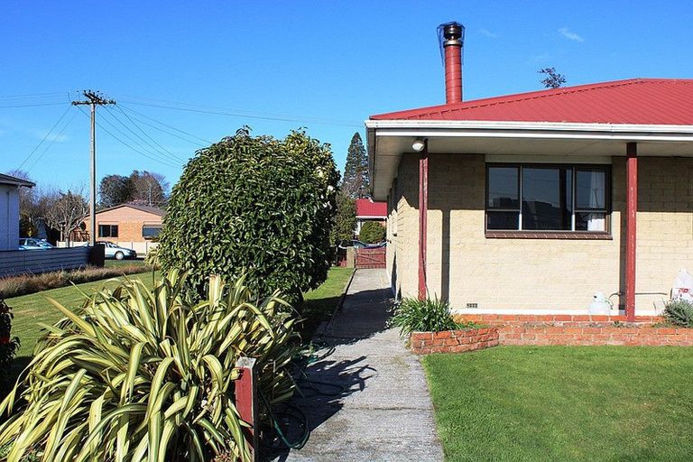 Photo of property in 46 Lanark Street, Balclutha, 9230
