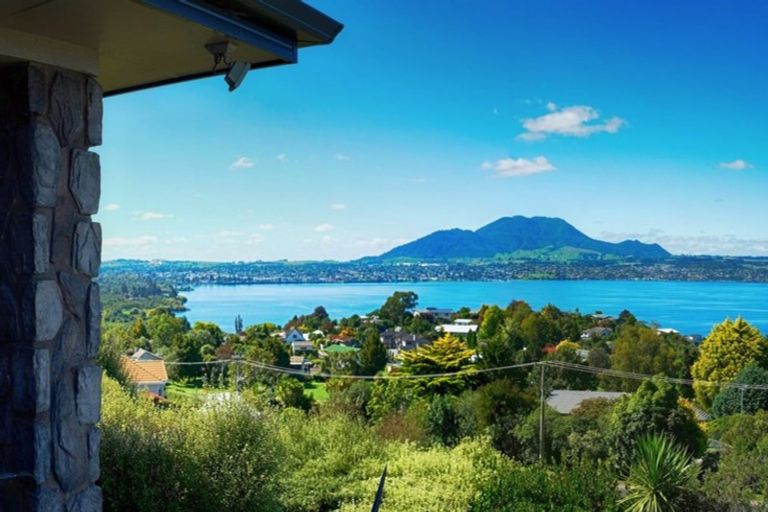Photo of property in 38 Mapara Road, Acacia Bay, Taupo, 3385