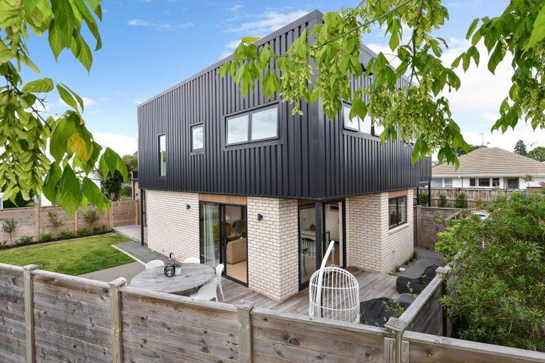 Photo of property in 2b Martin Street, Fairfield, Hamilton, 3214