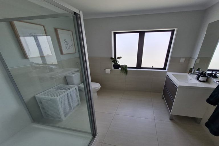 Photo of property in 64 Whenuapai Drive, Whenuapai, Auckland, 0618