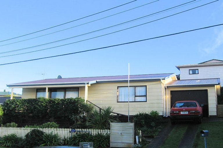 Photo of property in 23 Hurley Road, Paraparaumu Beach, Paraparaumu, 5032