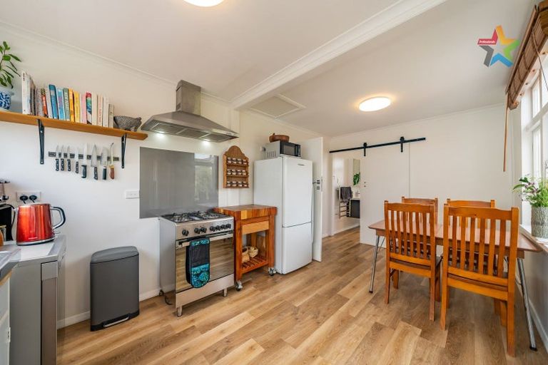 Photo of property in 9 East Street, Petone, Lower Hutt, 5012