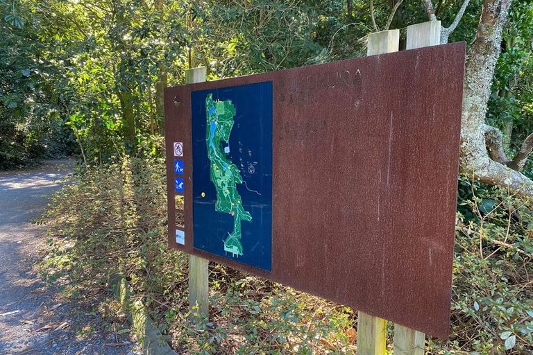 Photo of property in 24 Upjohn Street, Brooklands, New Plymouth, 4310