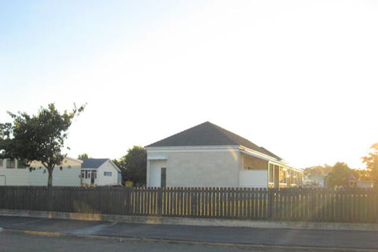 Photo of property in 70 Hull Street, South Hill, Oamaru, 9400