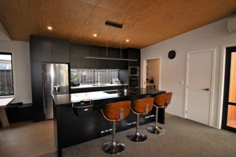 Photo of property in 74 Larch Crescent, Alexandra, 9320