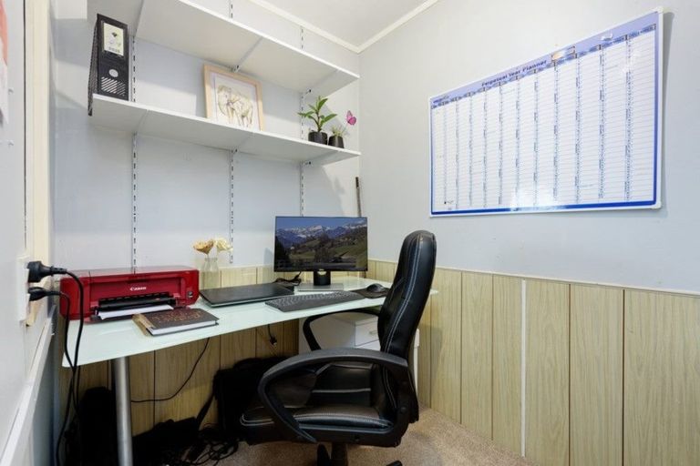 Photo of property in 15 Pemberton Crescent, Greerton, Tauranga, 3112