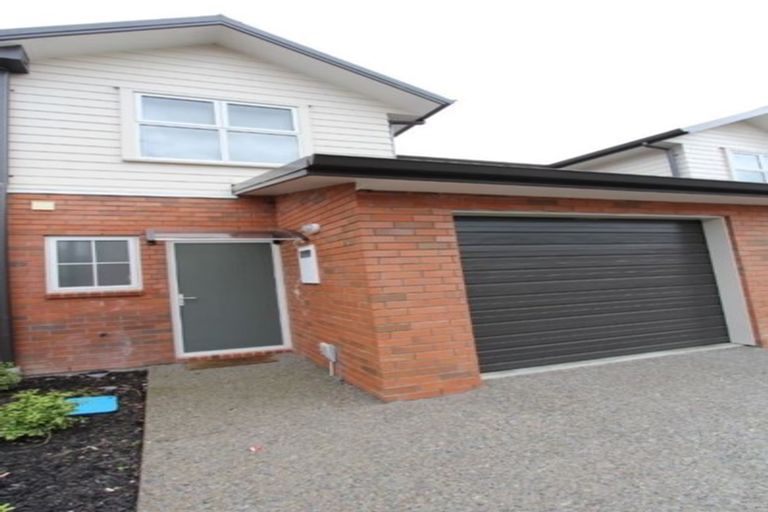 Photo of property in 33 Chiefs Court, Hamilton East, Hamilton, 3216