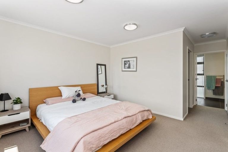 Photo of property in 6 Tiger Moth Street, Hobsonville, Auckland, 0616
