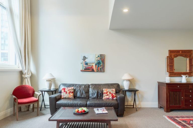 Photo of property in Whitmore Apartments, 7c Stout Street, Wellington Central, Wellington, 6011