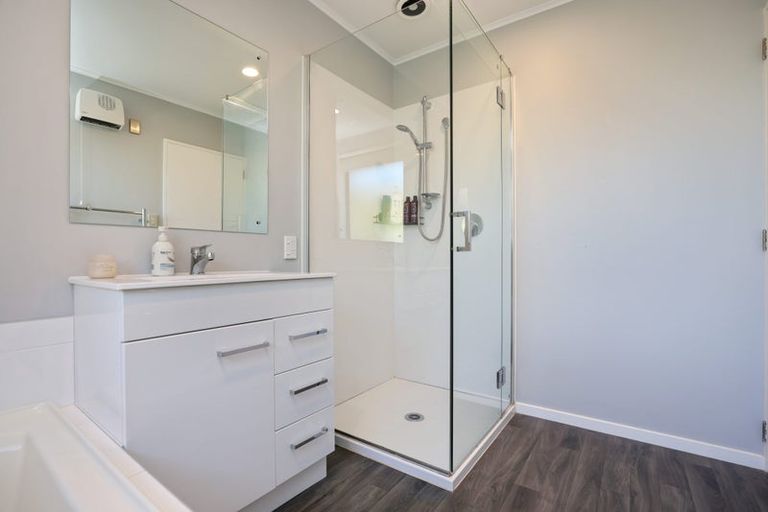 Photo of property in 10 Maple Lane, Tinwald, Ashburton, 7700