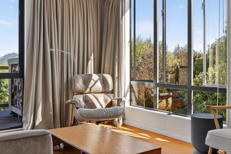 Photo of property in 29 Te Papau Crescent, Diamond Harbour, 8972