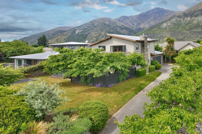 Photo of property in 8 Acheron Place, Lake Hayes, Queenstown, 9304