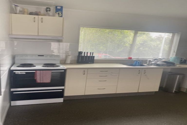 Photo of property in 7 Gina Avenue, Ranui, Auckland, 0612