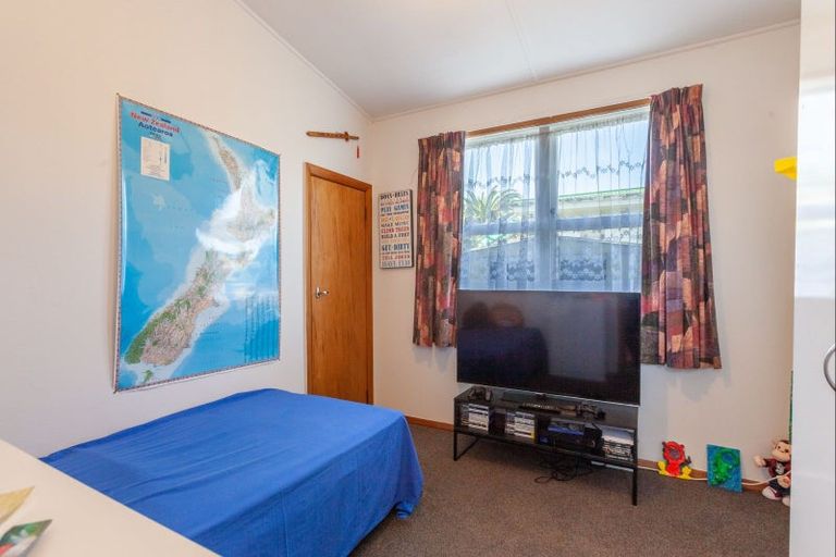 Photo of property in 9 Veronica Avenue, Marewa, Napier, 4110