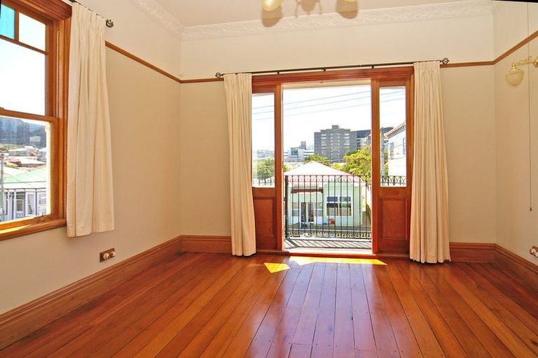 Photo of property in 28 Wilson Street, Newtown, Wellington, 6021