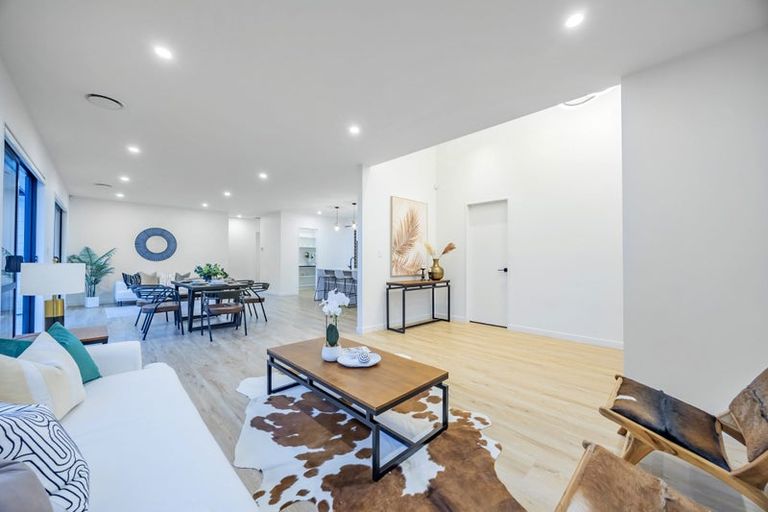 Photo of property in 5 Cutfield Lane, Kumeu, 0810