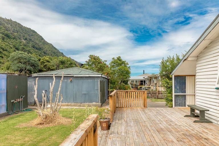 Photo of property in 70 Torea Street, Granity, 7823