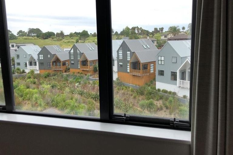 Photo of property in 65 Ninth View Avenue, Beachlands, Auckland, 2018