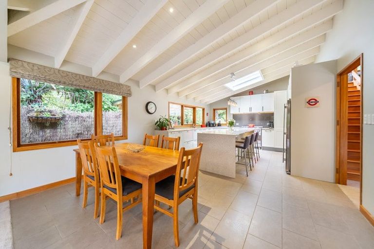 Photo of property in 30c Chatsworth Road, Silverstream, Upper Hutt, 5019