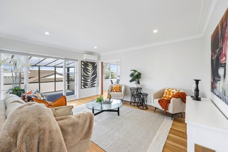 Photo of property in 109 Sandspit Road, Shelly Park, Auckland, 2014