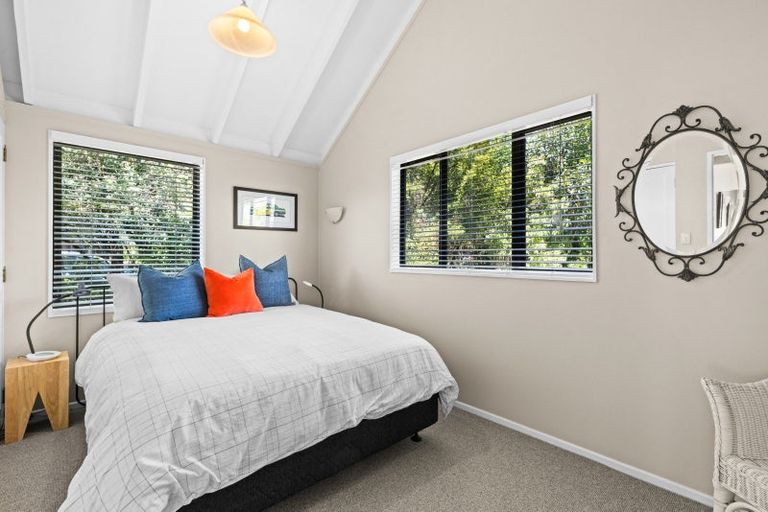 Photo of property in 12 Ritchie Place, Havelock North, 4130