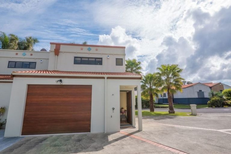 Photo of property in 6/12 Bayside Drive, Coopers Beach, 0420