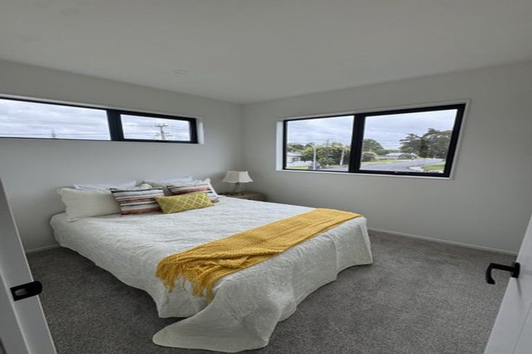 Photo of property in 12a Smiths Avenue, Papakura, 2110