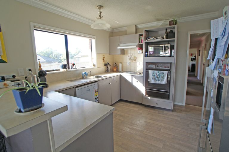 Photo of property in 4 Church Road, Pukete, Hamilton, 3200