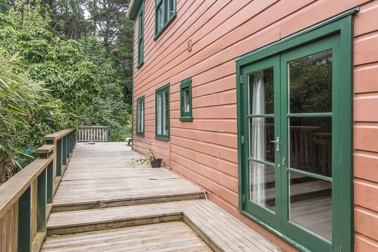 Photo of property in 1 Mortimer Terrace, Aro Valley, Wellington, 6021