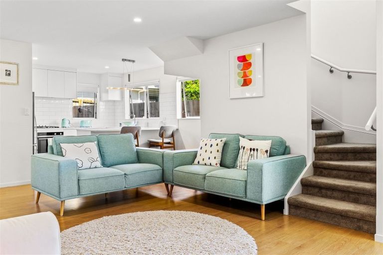 Photo of property in 30c Coniston Avenue, Te Atatu South, Auckland, 0610