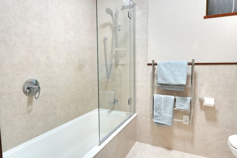 Photo of property in 178 Victoria Avenue, Hokowhitu, Palmerston North, 4410