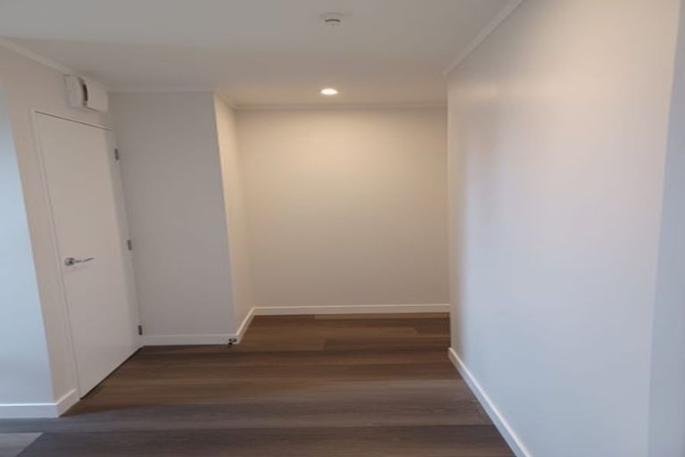 Photo of property in 3a Lesa Annis Place, Henderson, Auckland, 0612
