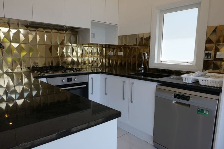 Photo of property in 35 Disley Street, Highbury, Wellington, 6012