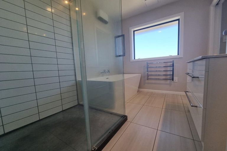 Photo of property in 443 Marine Parade, South New Brighton, Christchurch, 8062