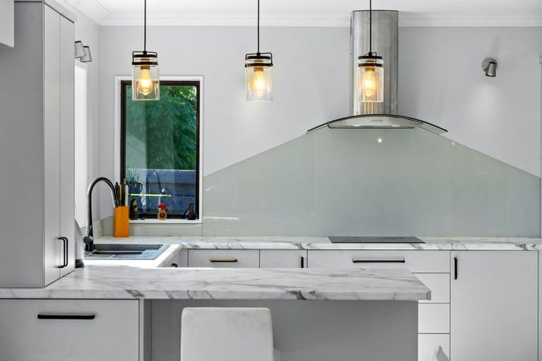 Photo of property in 29b View Road, Waiuku, 2123