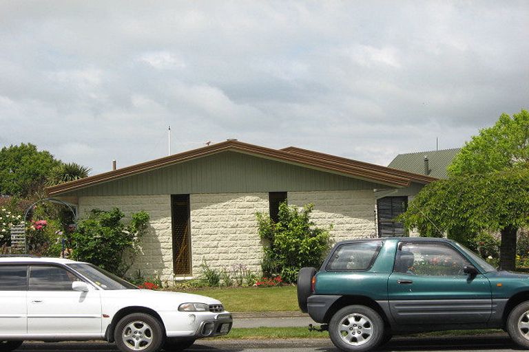 Photo of property in 63 Seddon Street, Rangiora, 7400