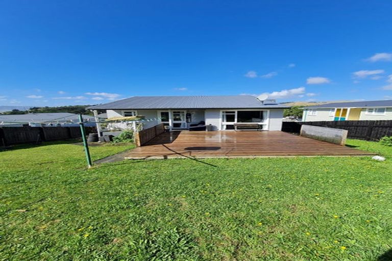 Photo of property in 53 Beaumaris Crescent, Ascot Park, Porirua, 5024