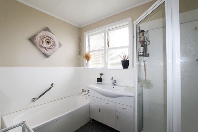 Photo of property in 621 State Highway 2, Pahiatua, 4910