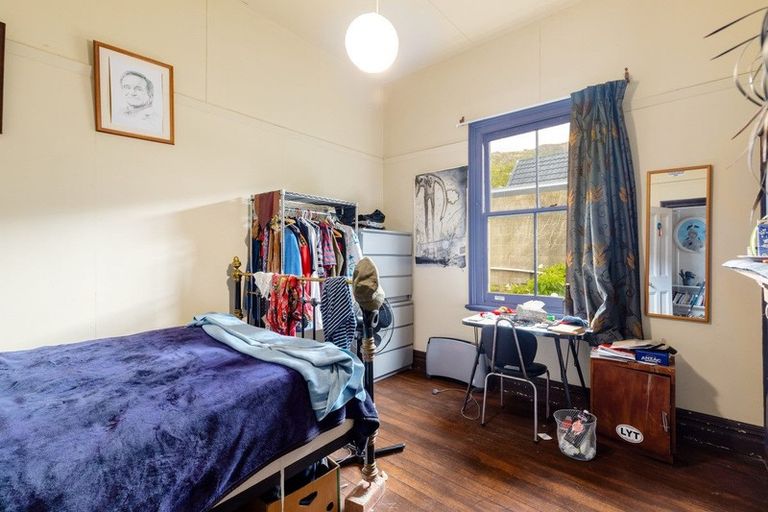 Photo of property in 51 Canterbury Street, Lyttelton, 8082