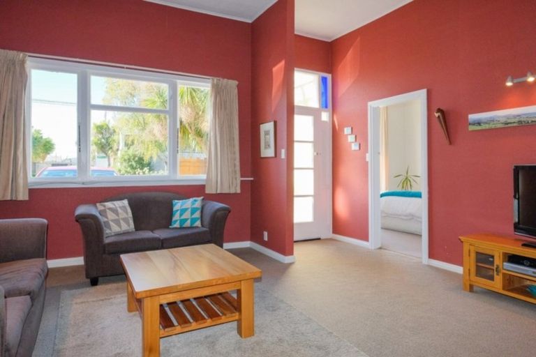 Photo of property in 43 Helena Street, Forbury, Dunedin, 9012