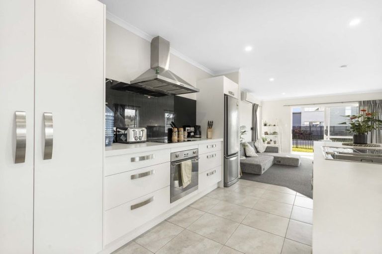 Photo of property in 15 Anna Jean Crescent, Flagstaff, Hamilton, 3210