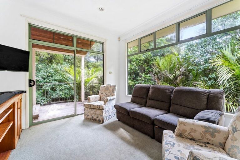 Photo of property in 224 Whitehills Road, Waitoki, Silverdale, 0994