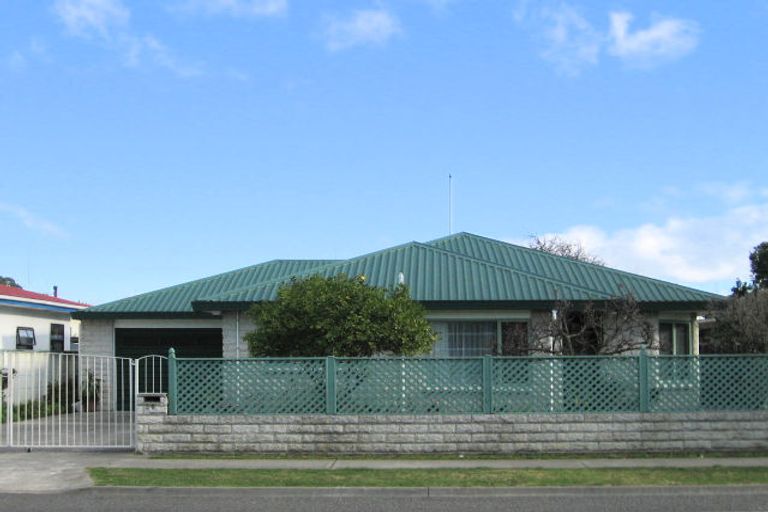 Photo of property in 36 Maadi Road, Onekawa, Napier, 4110